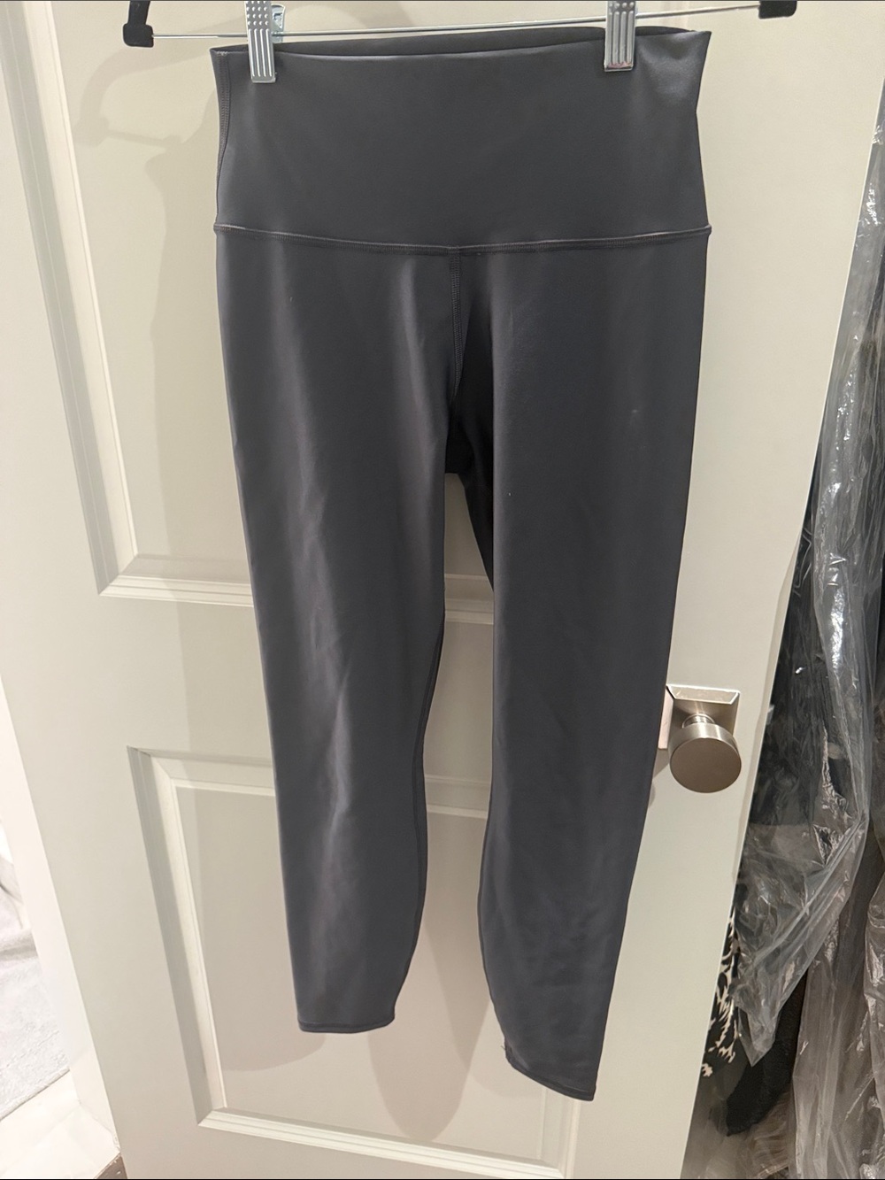 ALO Yoga Kids High-Waist Leggings in Charcoal Gray